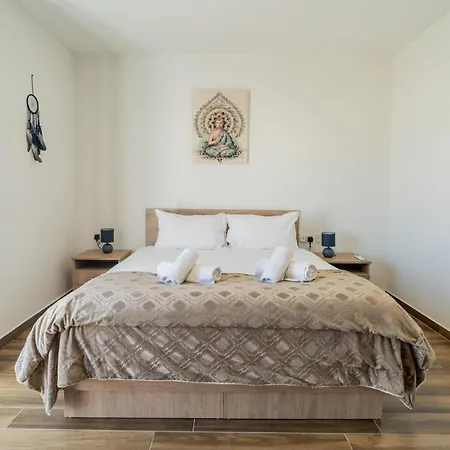 Homey 1br With Balcony In Heart Of Malta By 360 Estates Διαμέρισμα Μπιρκιρκάρα