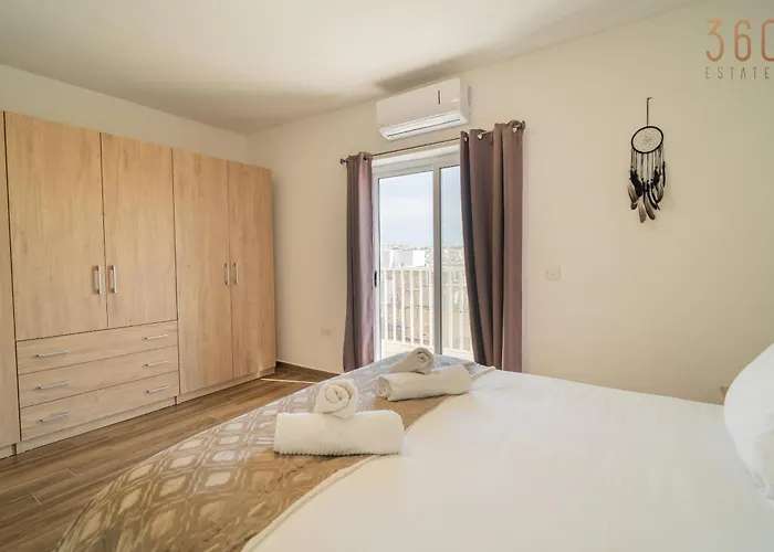 Lejlighed Homey 1br With Balcony In Heart Of Malta By 360 Estates Birkirkara