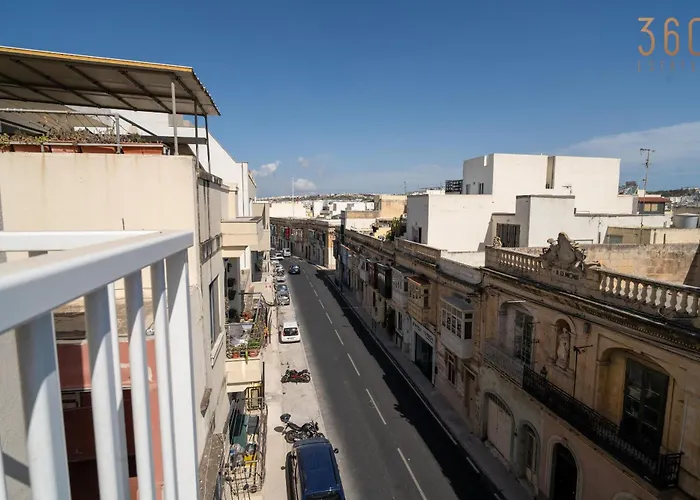 Lejlighed Homey 1br With Balcony In Heart Of Malta By 360 Estates *