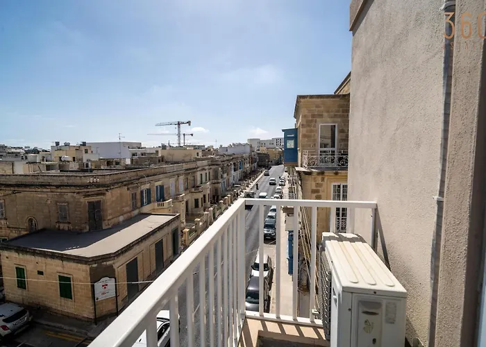 Lejlighed Homey 1br With Balcony In Heart Of Malta By 360 Estates