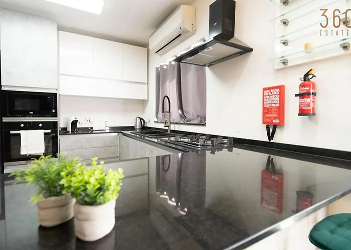 Homey 1br With Balcony In Heart Of Malta By 360 Estates * Birkirkara
